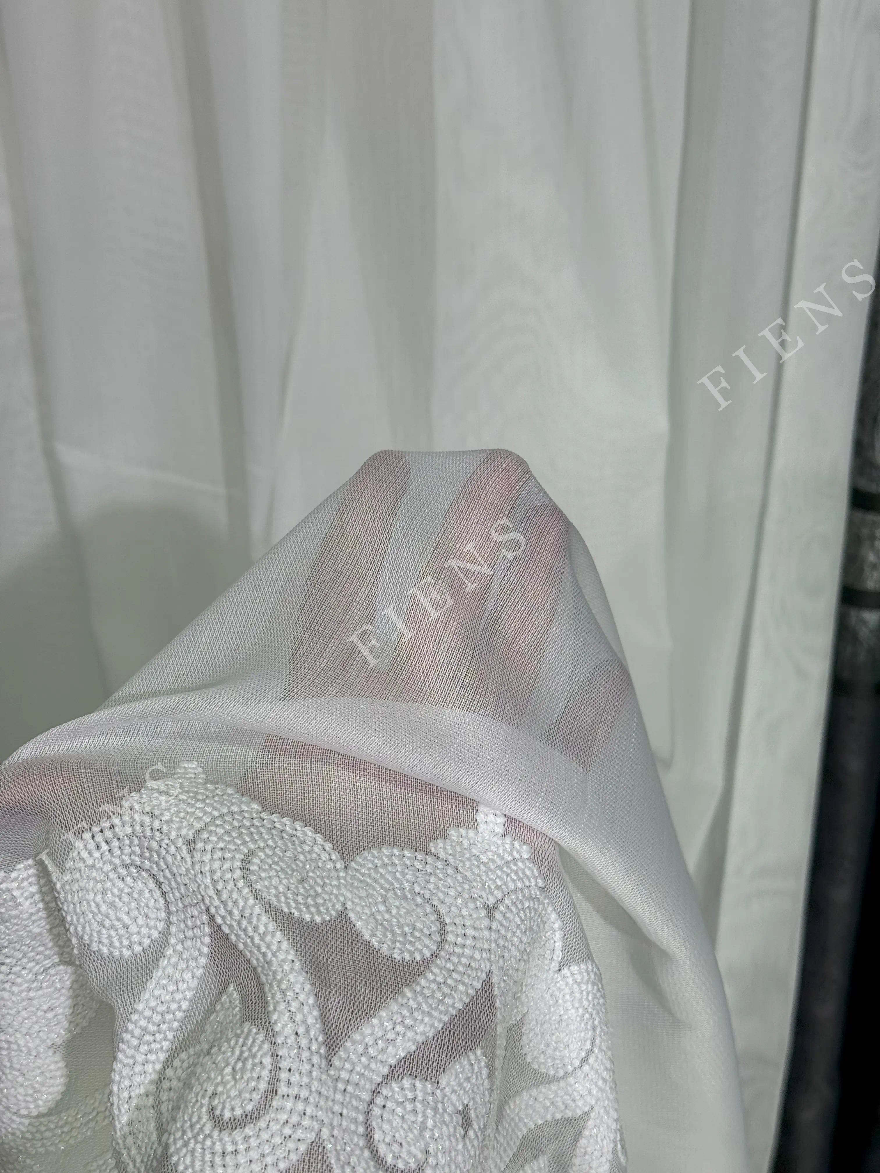 1748115060-68321e749a113.webp